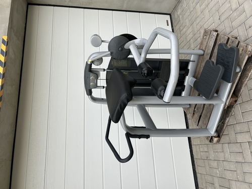 TECHNOGYM selection glute